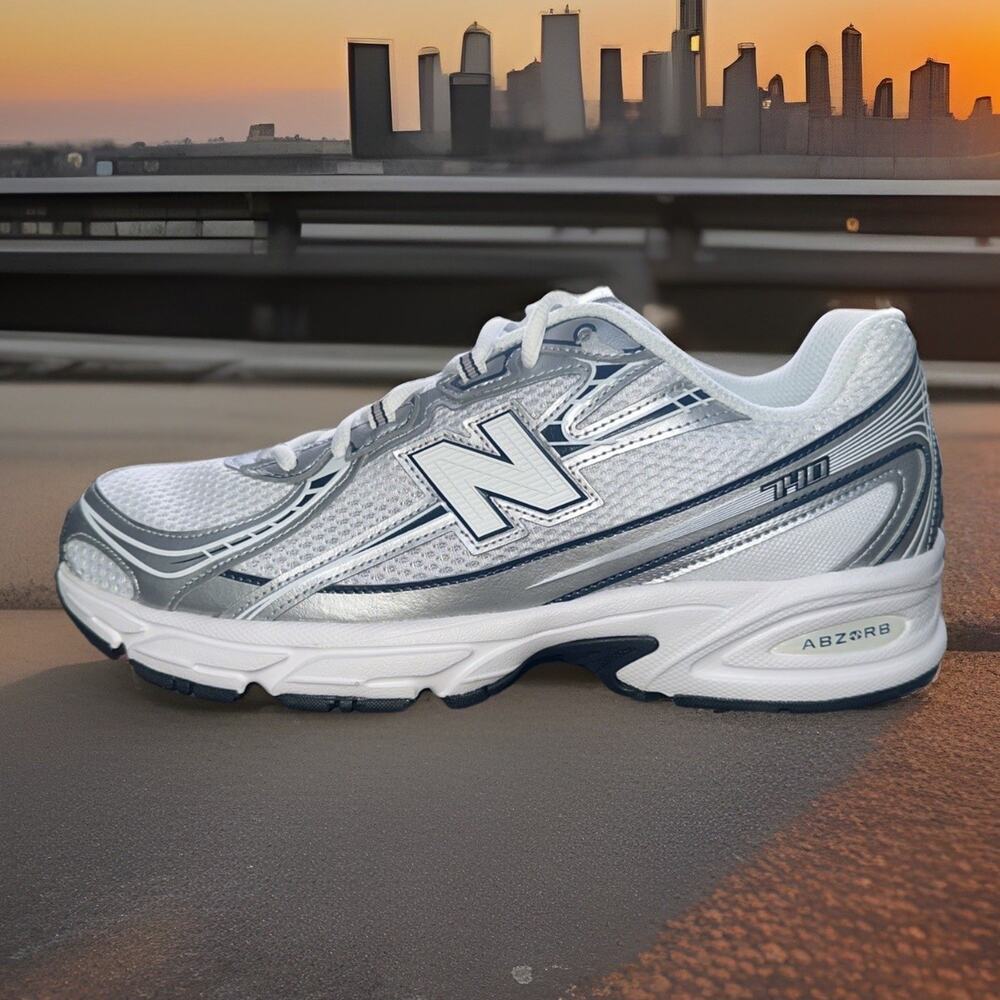 New Men's Size 11.5 New Balance 740 White Navy Blue U740WN2
